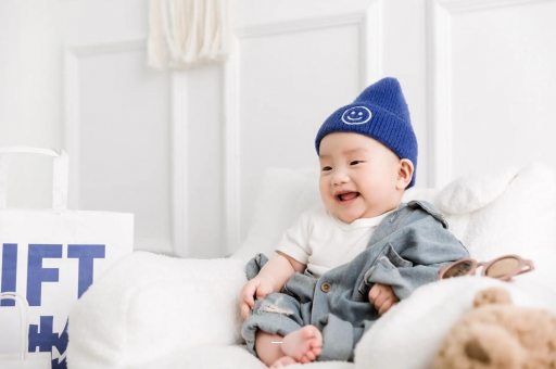 东海宝宝吃啥吐啥怎么回事